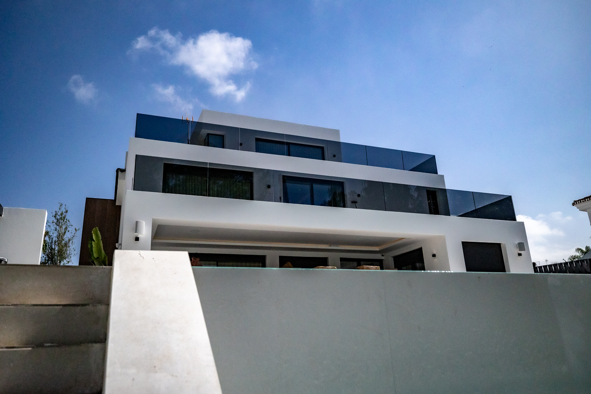 Vidrio templado vs laminado — Cristamar